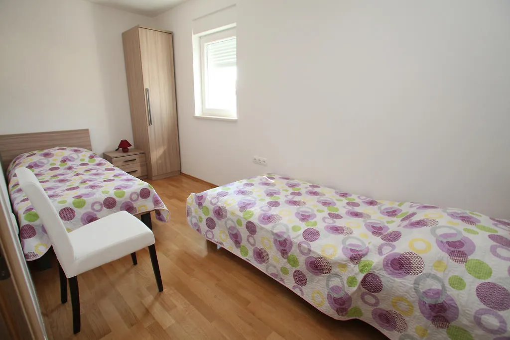 Villa Iris Apartments Seget Vranjica